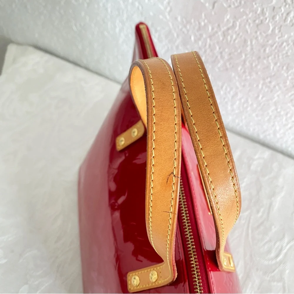 Louis Vuitton Vernis Bellevue PM bag